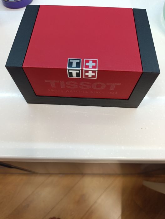 Продам часы Tissot