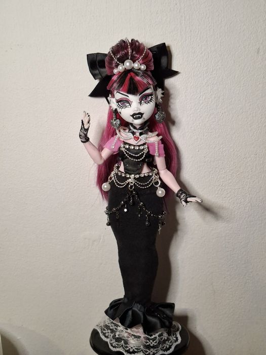 Monster High Draculaura Custom OOAK / монстър хай