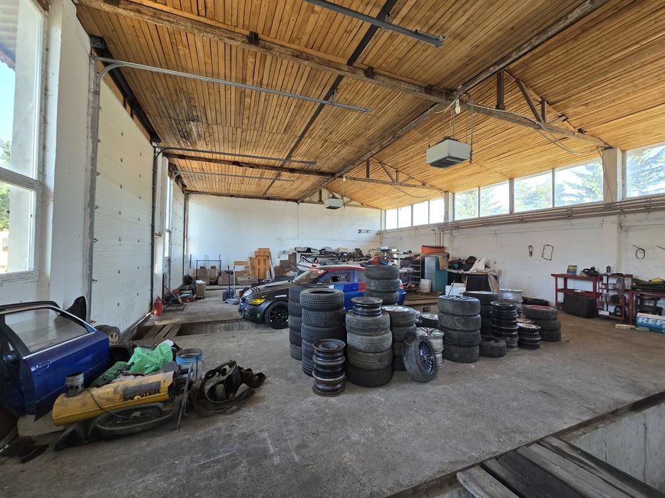 Inchiriez hala 300mp Iasi zona Dancu