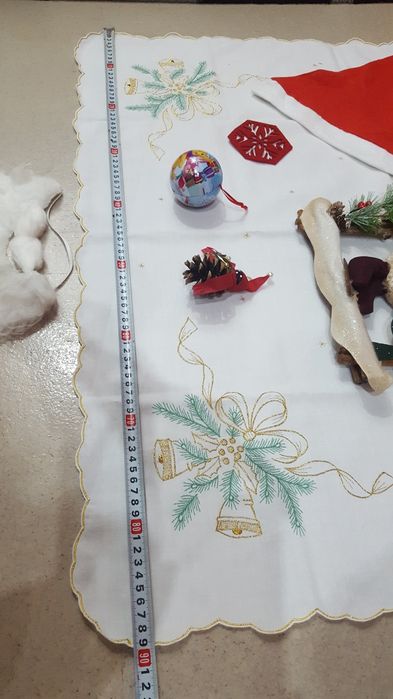 Красив лот за Коледа + покривка