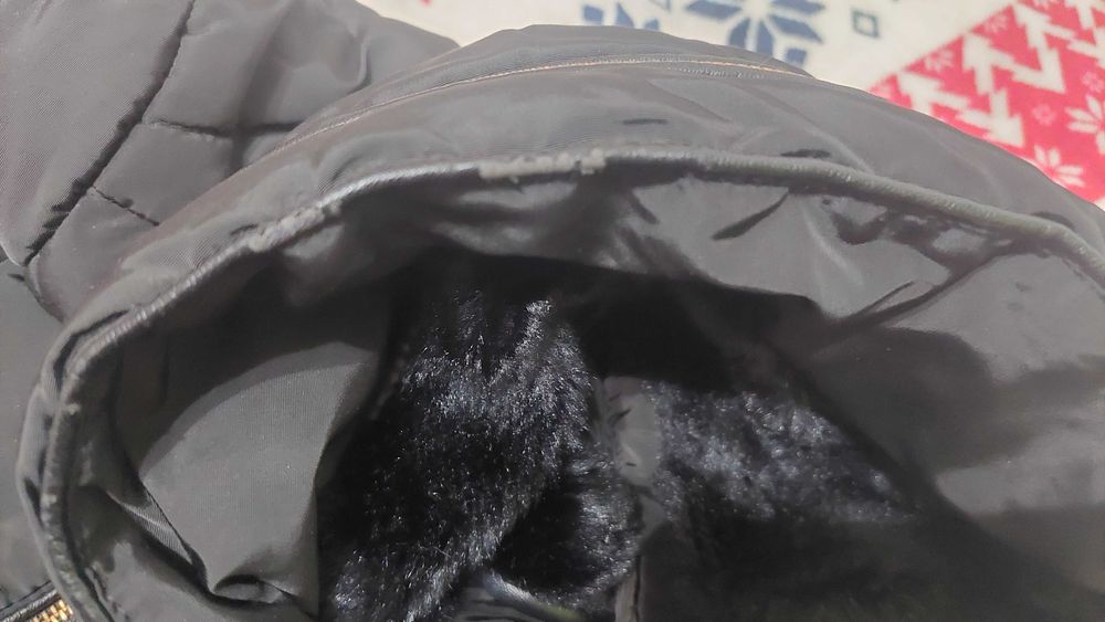 Vând geacă scurtă Zara, mărime S