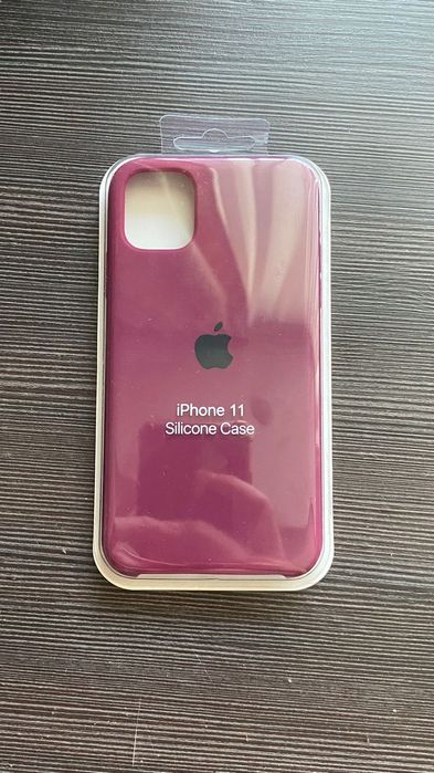 Чехол на iPhone/Айфон 11