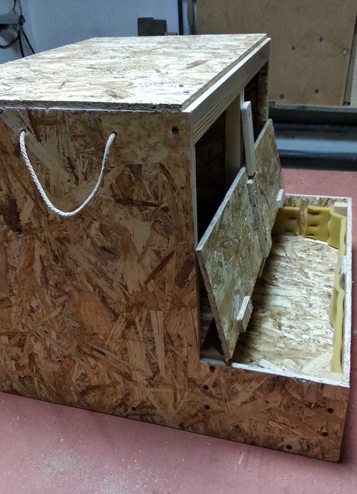 Гнезда для курей, с яйцесборником