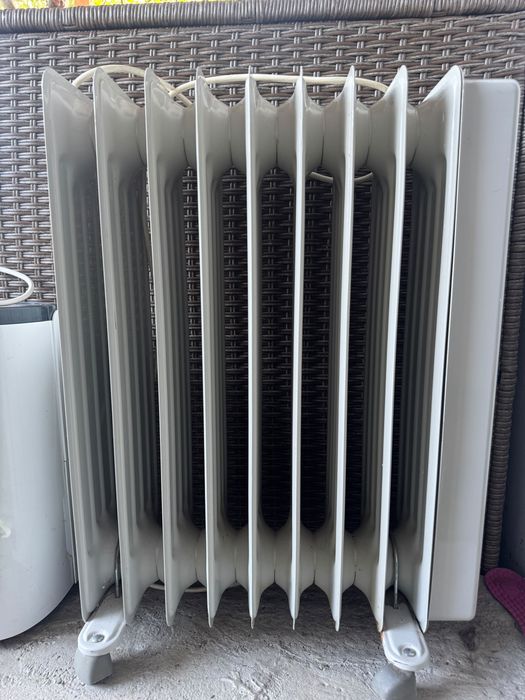 Calorifer electric cu ulei ALASKA – 9 elemenți, cu termostat