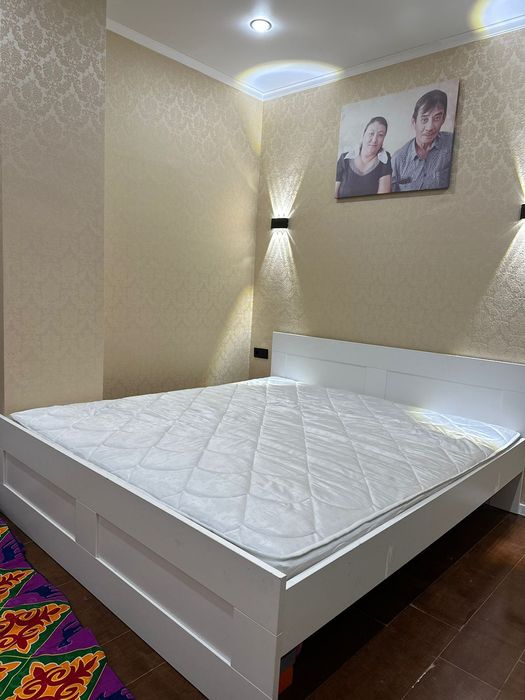 Кровать двухместный