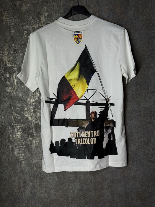 pentru mai multe modele @streetgallaoultet insta