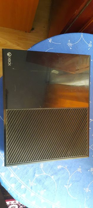 Citiți anutul vand  xbox one fat