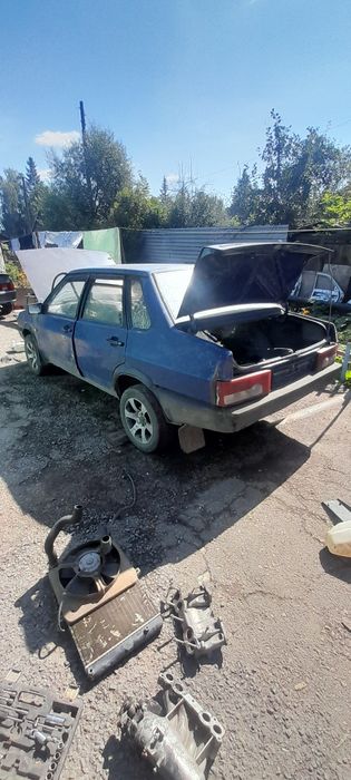 В полный разбор ваз 21099