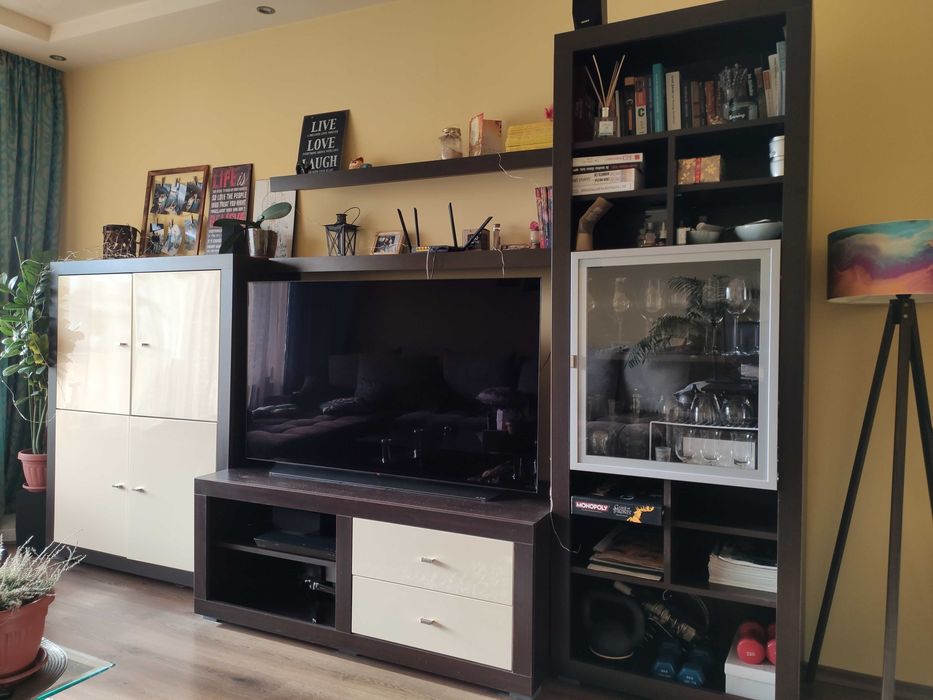 Холна секция с тв шкаф