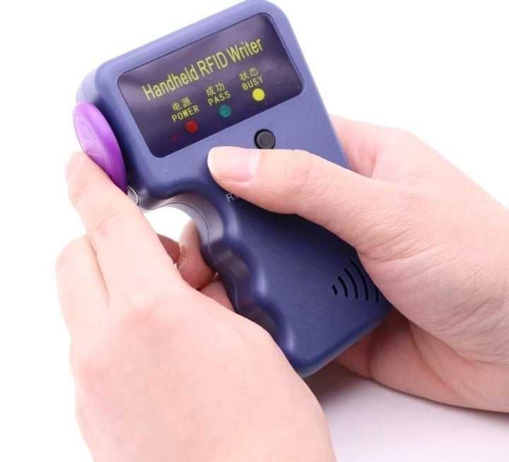 Дубликатор ключей / RFID /для домофона