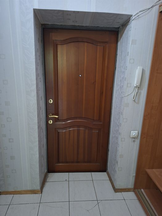 Двер дома 4 жтук