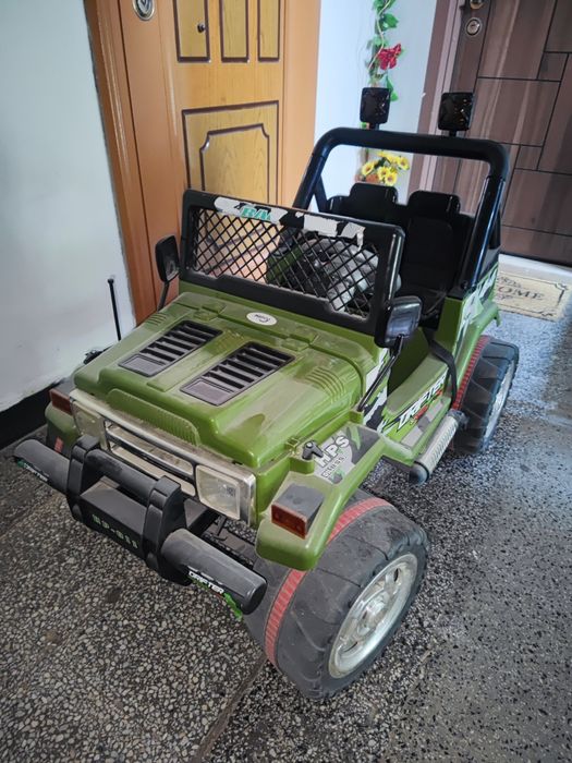 Акомулаторен джип