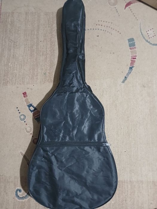 Chitara acustica