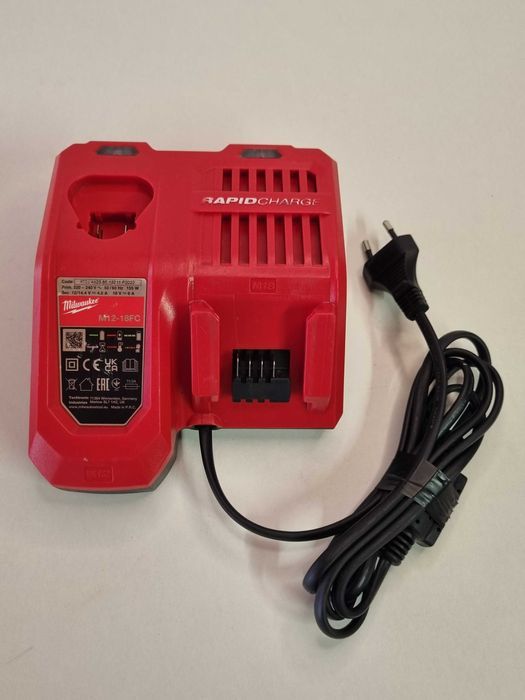 Incarcator MILWAUKEE M12-18FC