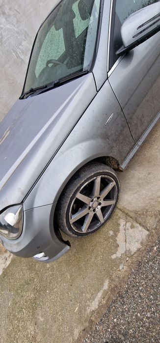 Aripa mercedes w204 facelift  mercedes c class facelift