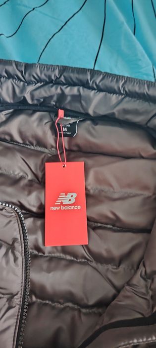 Geaca New Balance
