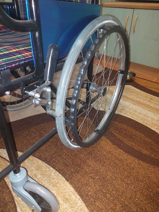 Инвалидна количка - Чисто нова