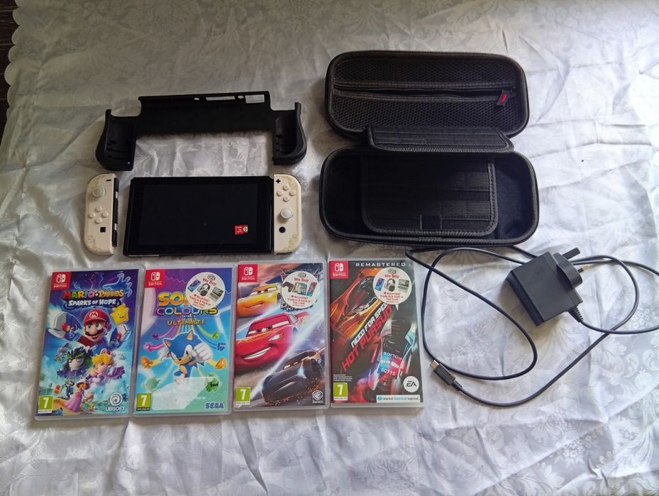 Vând  Nintendo Switch