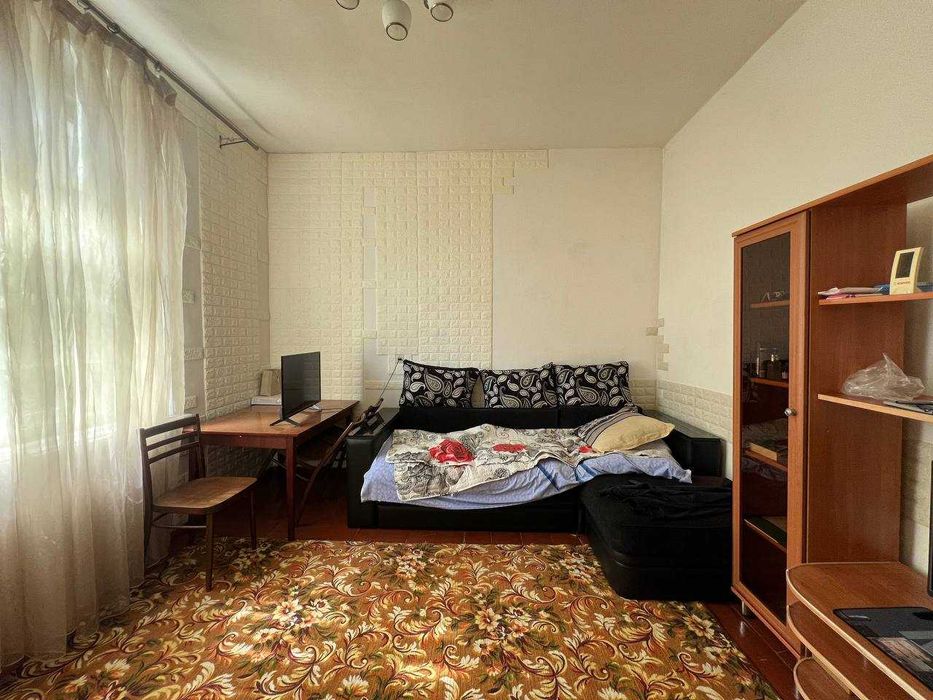 Продается квартира-высокопотолочка 2/2/4 на Ташсельмаше, Махтумкули