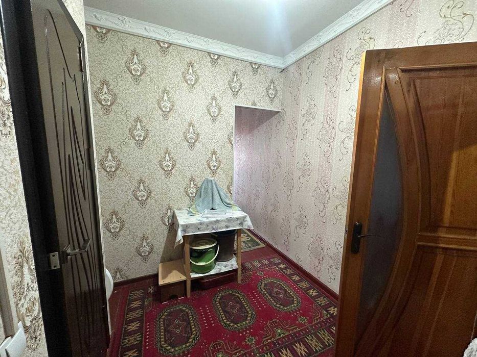 Продается квартира  Быв.Общ. Яшнабадском районе Лисунова-1, 1-ком 18м2