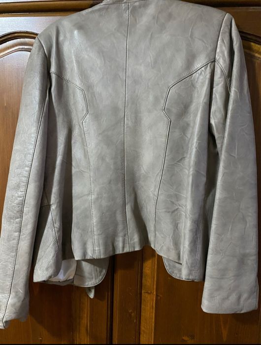 Продавам Естествена кожа яке 25€