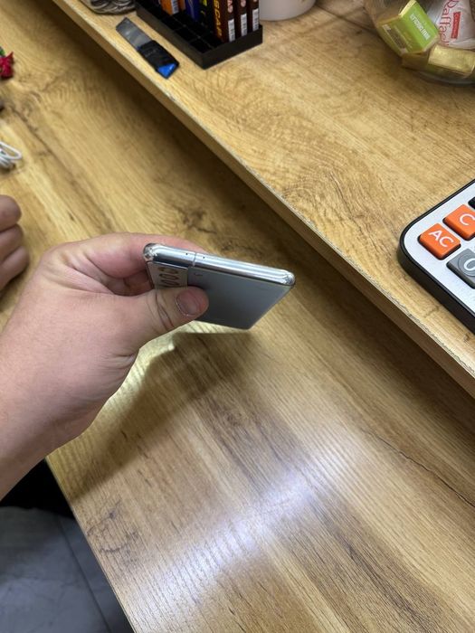 Samsung s21+ 5G hamilon