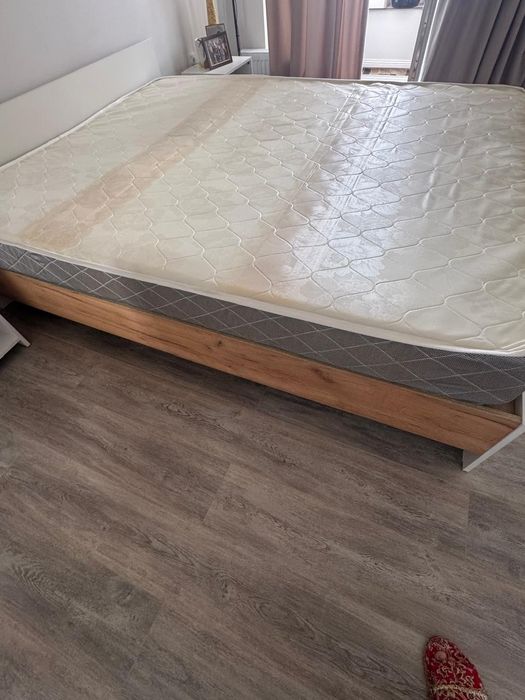 Продам кровать двуспальную
