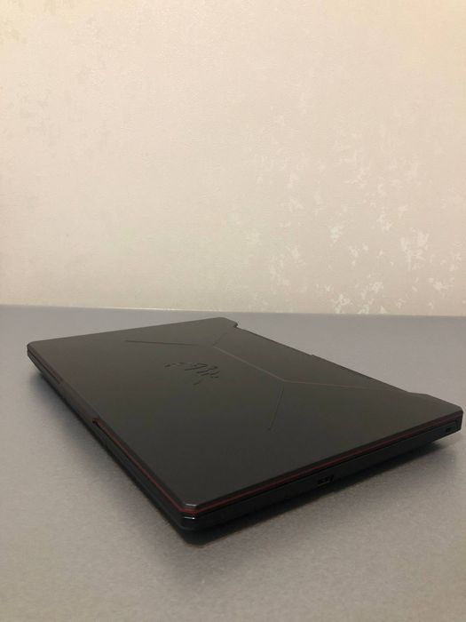 ASUS TUF F15 FX506L Intel core i510300H