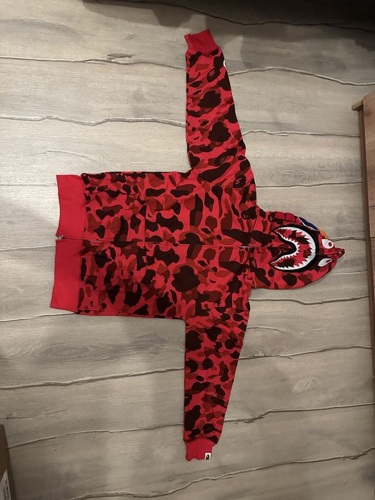 Bape hoodie black and red