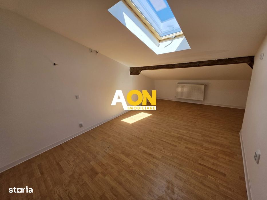 Apartament 5 camere, renovat, 68 mp utili + mansarda 52 mp,  Cetate