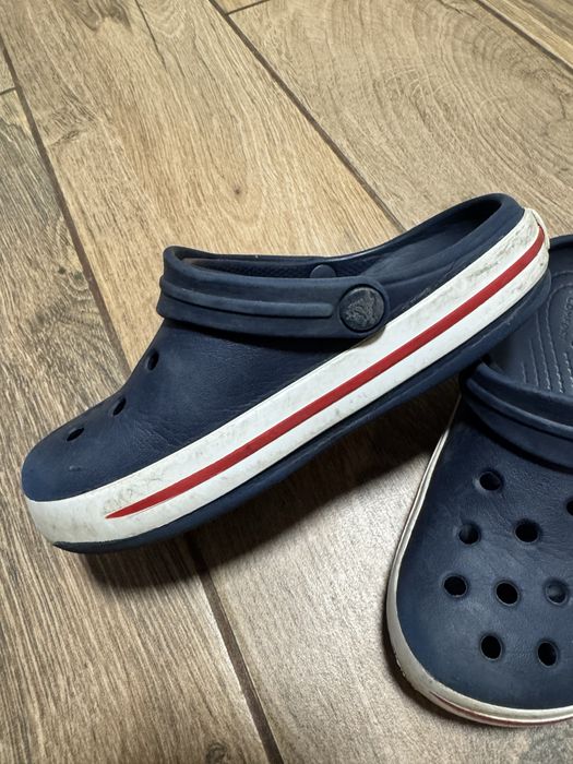 Crocs- marimea C10 (27-28)