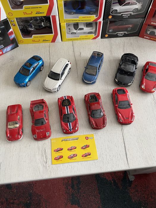 Метални колички и мотори