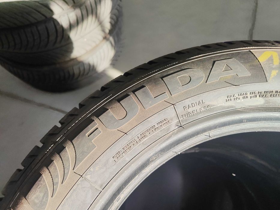 2бр.зимни гуми 235/55/17 Fulda