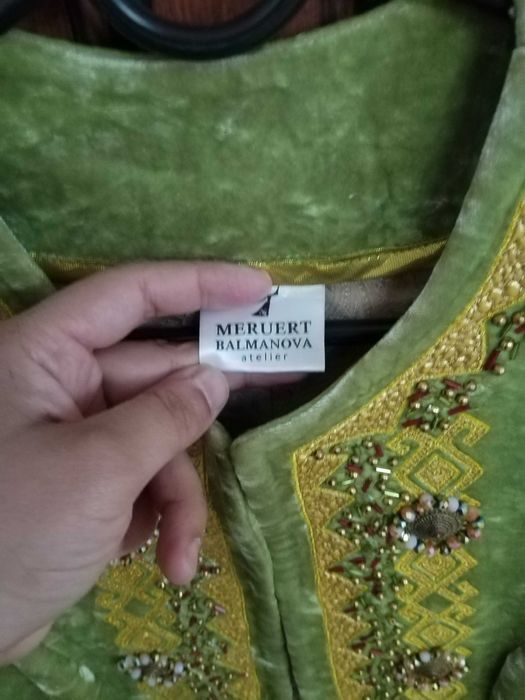 Қазақша киімдер кажекей шапан көйлек