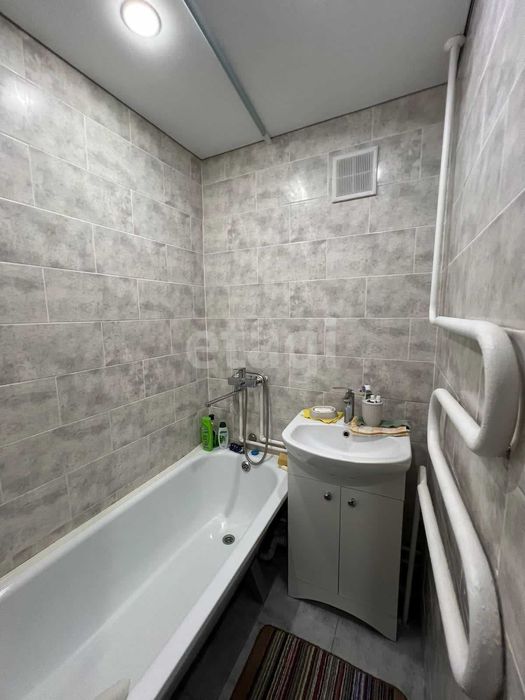 Продам 2х комн кв МЖусуп 32