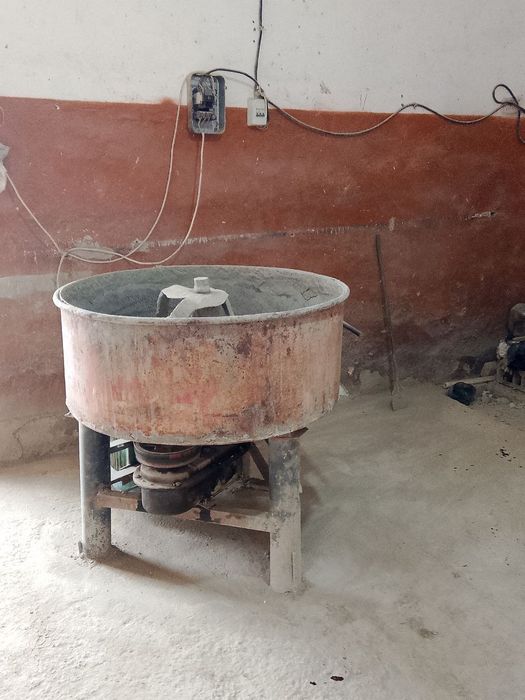 Shlaka blok ishlab chiqaradigan apparat, 6 oy ishlatilgan