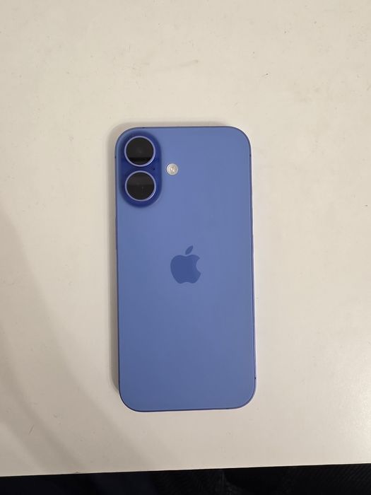 IPhone 16 на 256гб