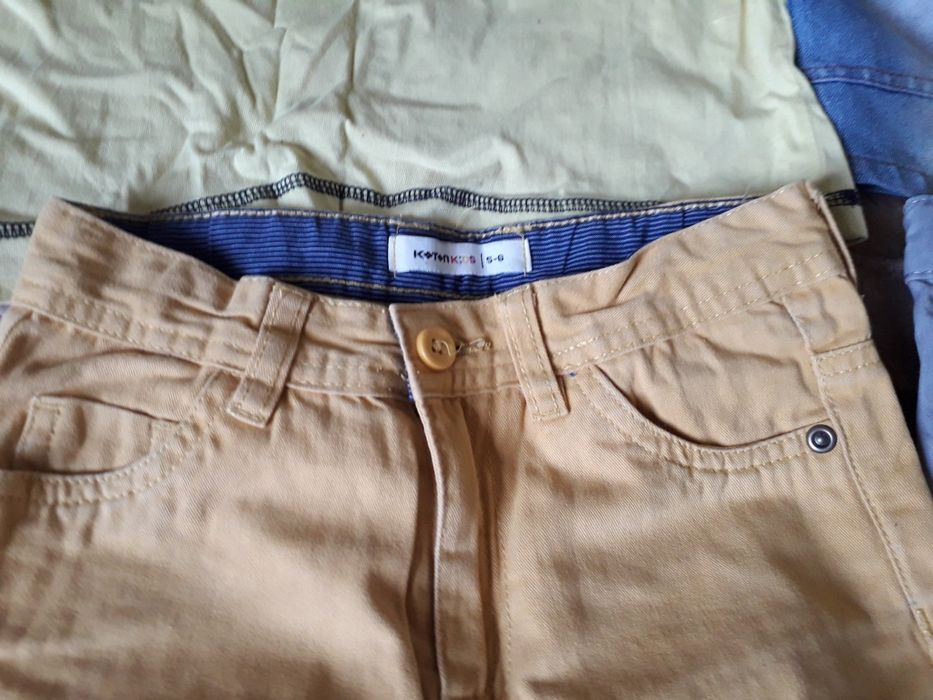 Продам детскии вещи