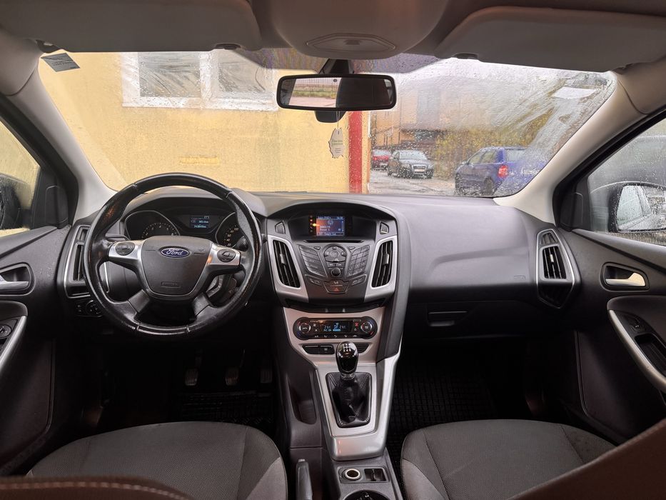 Ford Focus • 2012 • 1.6 MPI Benzina+ GPL • FULL DOTĂRI