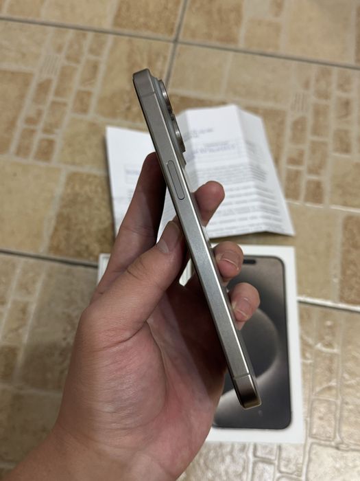 iPhone 15 Pro Max. 256GB. 97%. Sim+eSim.