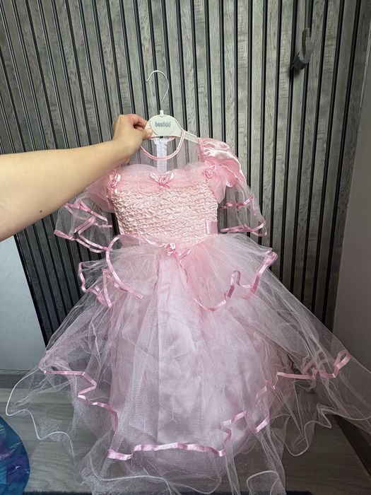 Платья для девочек