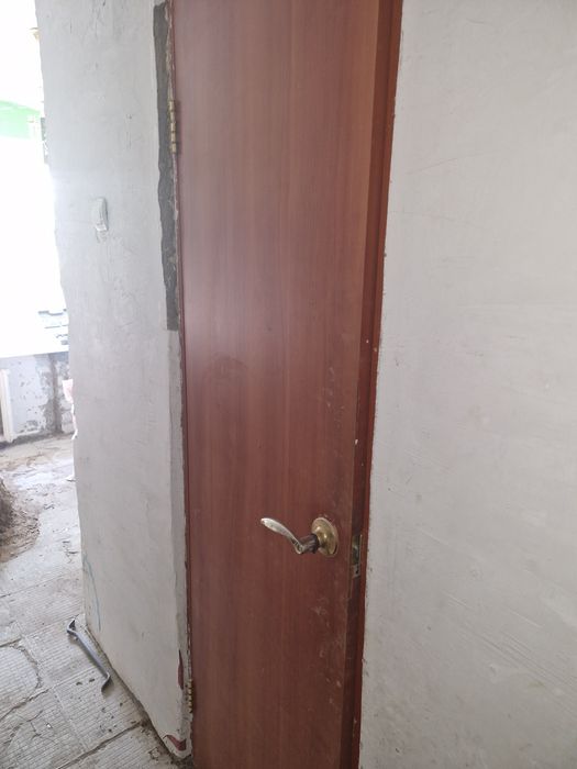 Срочно продам  дверь