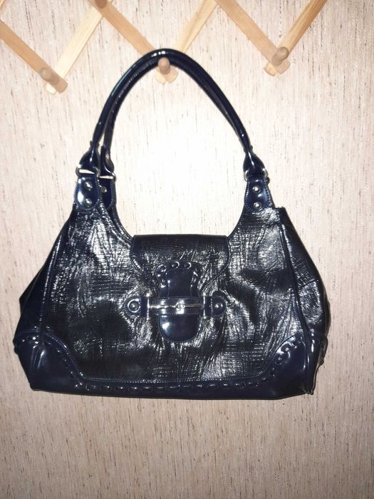 Тъмно синя модерна дамска чанта