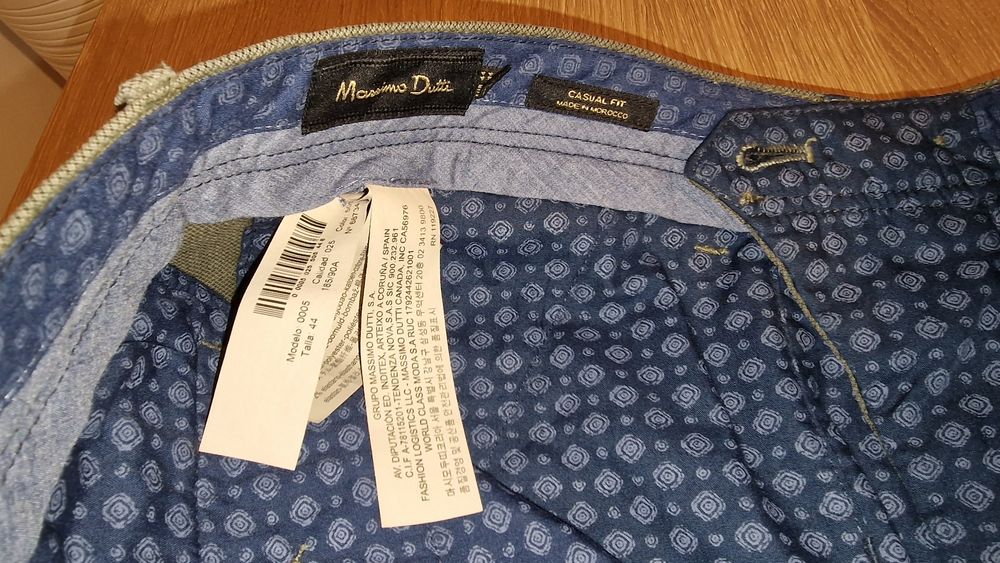 Pantaloni cu stil Massimo Dutti casual fit