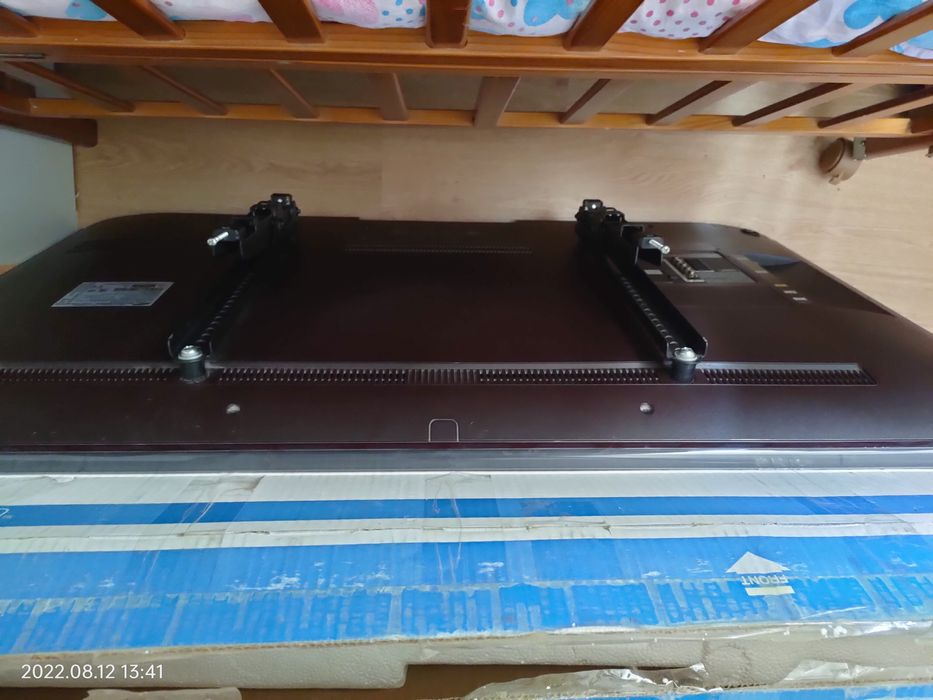 Продам LED телевизор SAMSUNG