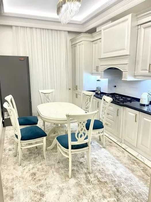 алайский Абдулла Кадыри 3х комнатная с ремонтом с кадастром 101м2;