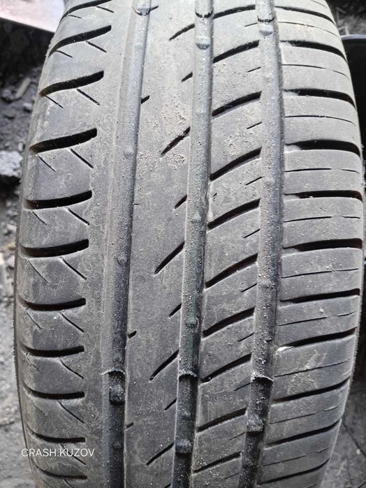Продам комплект резины VIATTI 185/60/14