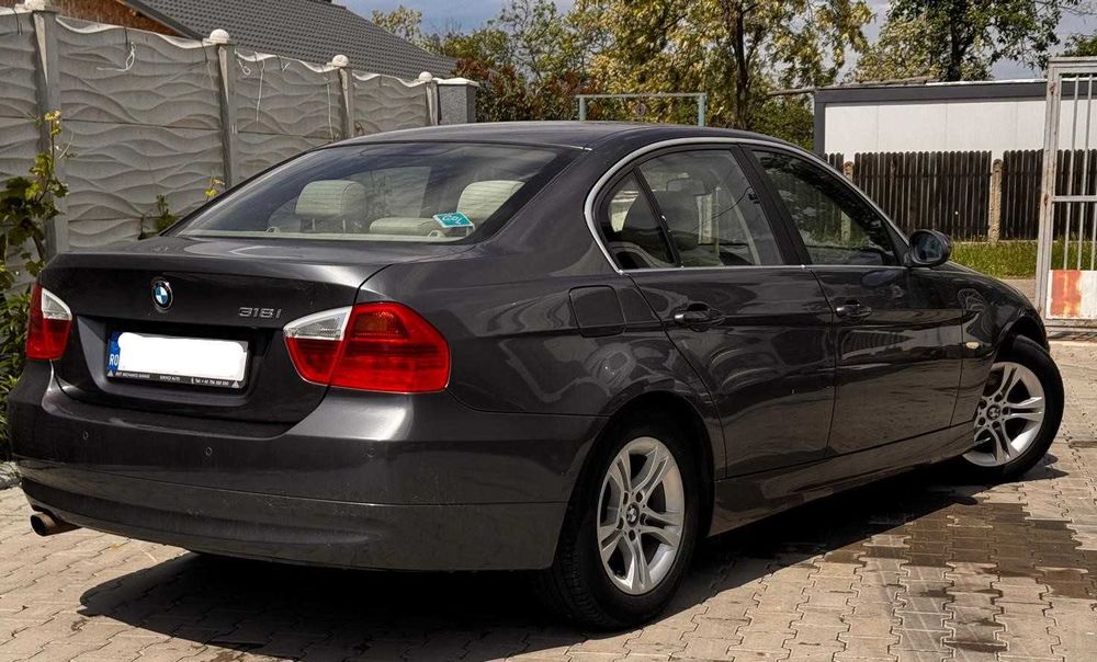 BMW Seria 3 - 318i