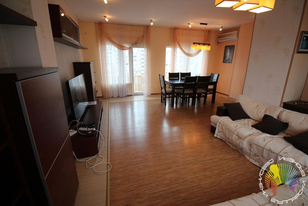 Дава се под наем Многостаен апартамент в Бургас, Лазур - 240 кв.м за 1000 € - Снимка #1