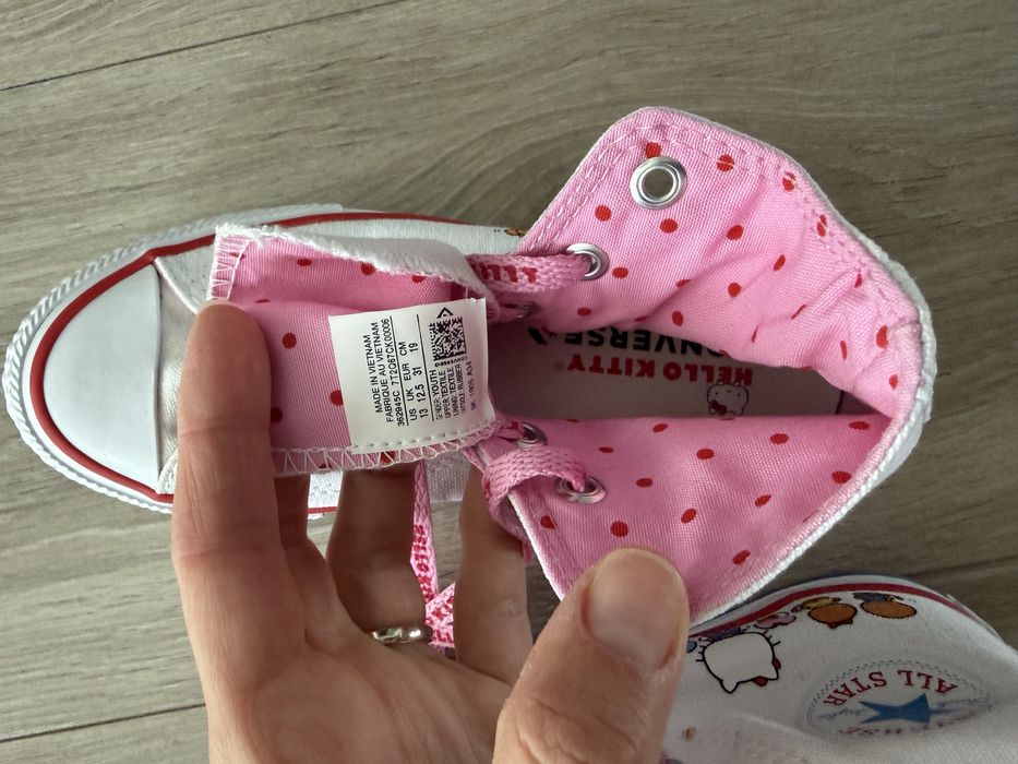Converse tenisi Hello kitty marimea 31